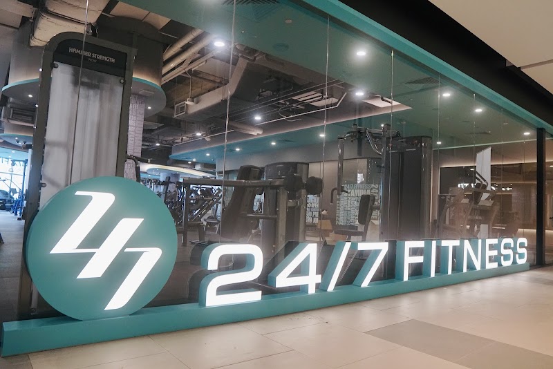 24/7 FITNESS The Cathay photo 2