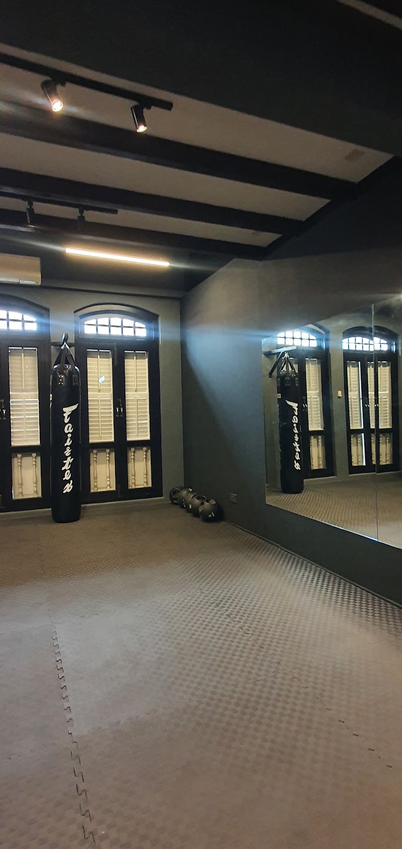 Van Lee Fitness photo 6